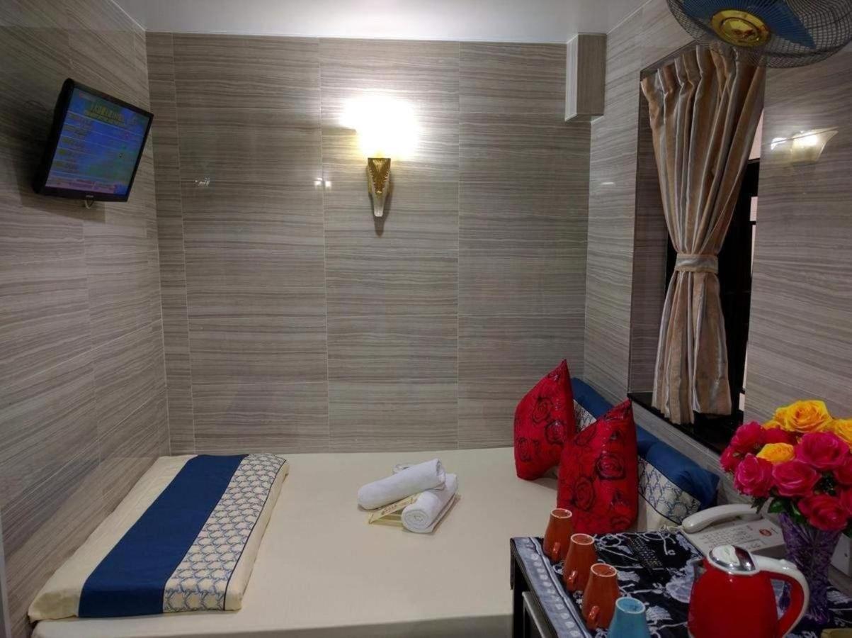 Days Hostel Block D Hong Kong Bagian luar foto