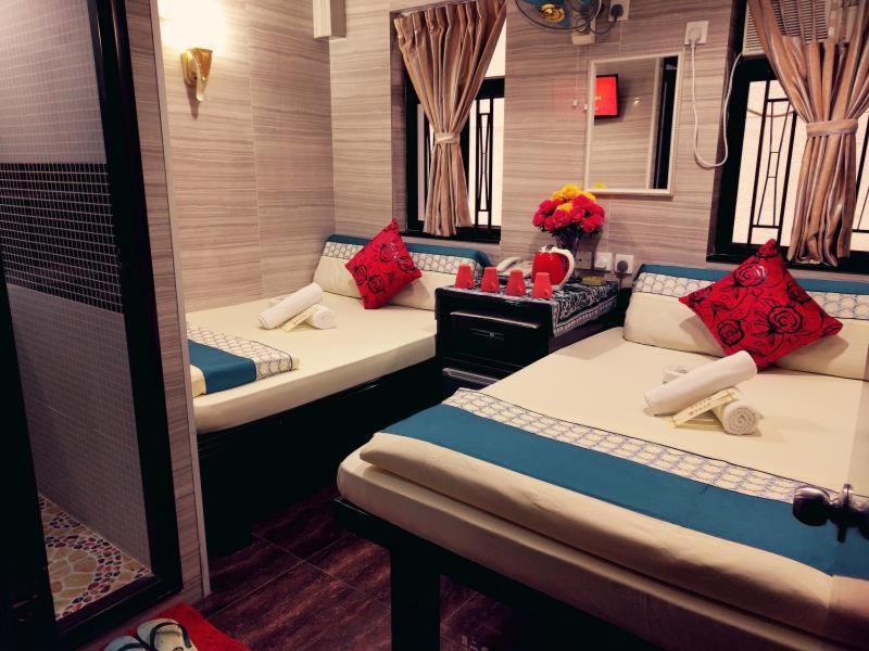 Days Hostel Block D Hong Kong Bagian luar foto